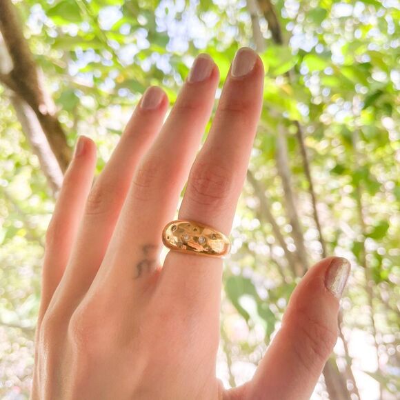 Gold Ring with Rhinestones - Picture 3 of 3